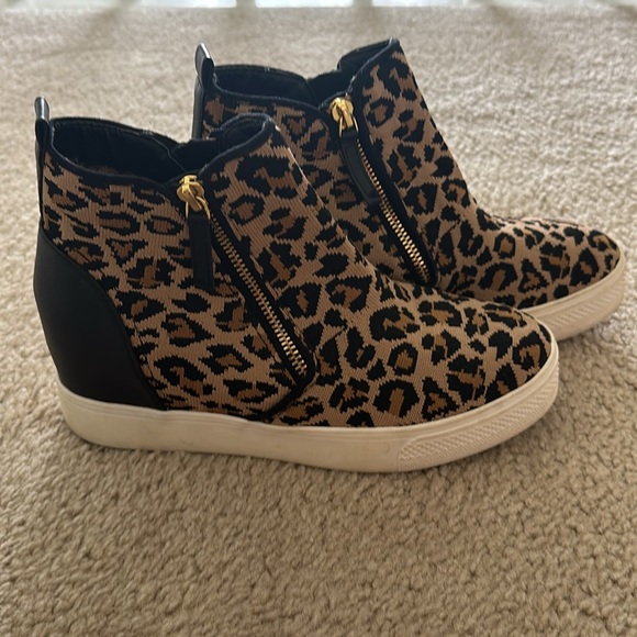 Used Booties - Picture 2 of 3